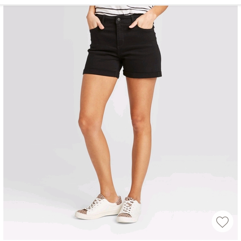 Universal Thread high size Midi shorts, NWT,  size 16, 4" inseam